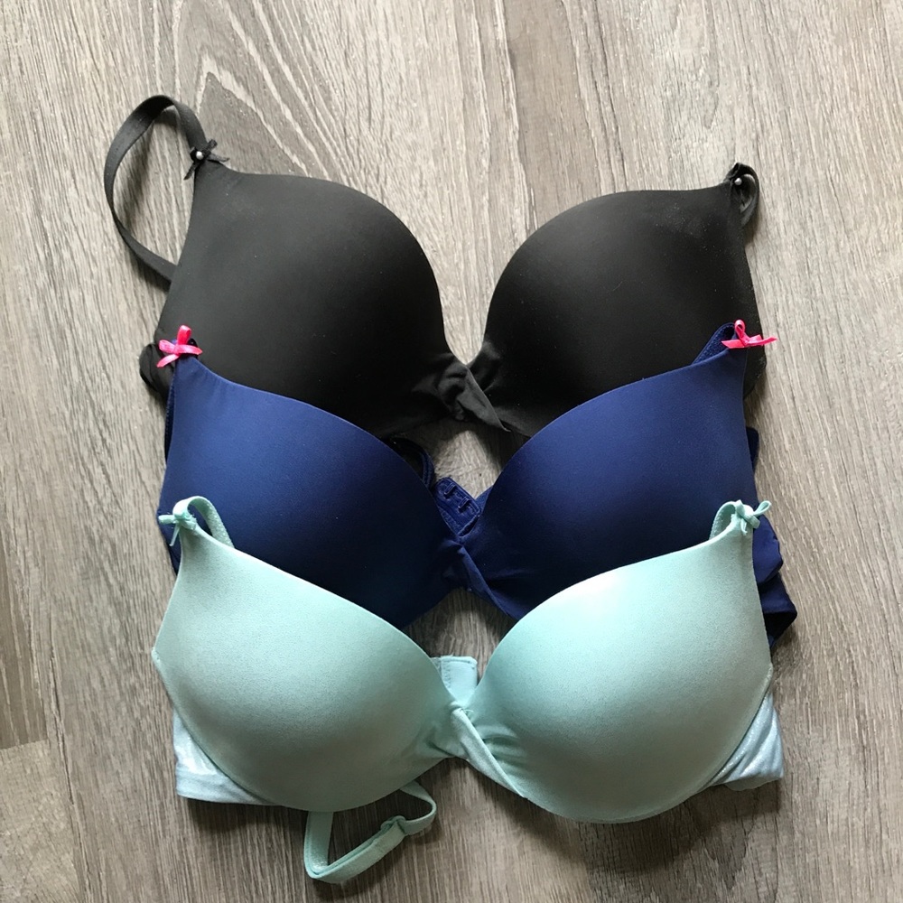 •VS• Push up Plunge style bras